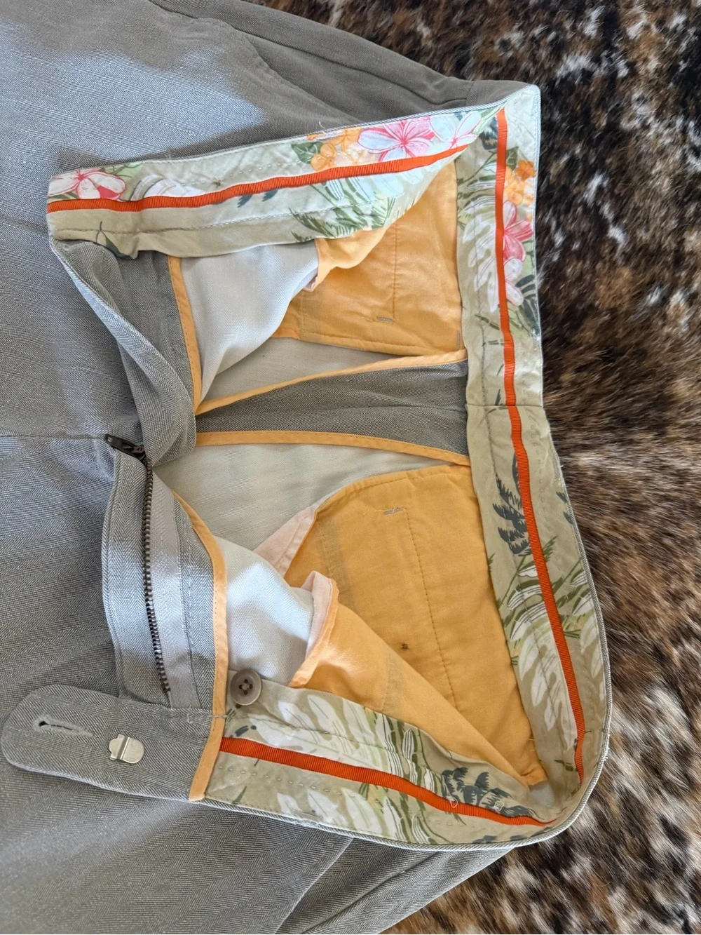 Tommy Bahama classic straight